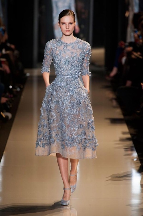 Lâm Chi Khanh bất ngờ đơn giản với mẫu váy của Victoria Beckham 13
