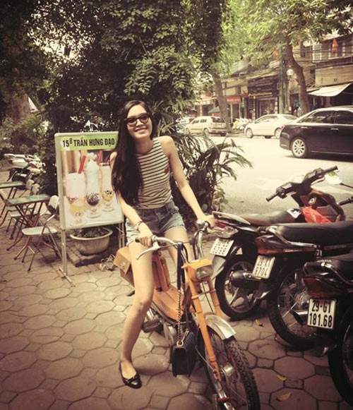 Đẹp - xấu phong cách ngày thường của Hoa hậu/Á hậu Việt 17 Đẹp - xấu phong cách ngày thường của Hoa hậu/Á hậu Việt 17