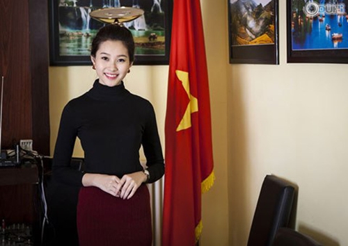 Đẹp - xấu phong cách ngày thường của Hoa hậu/Á hậu Việt 60 Đẹp - xấu phong cách ngày thường của Hoa hậu/Á hậu Việt 60