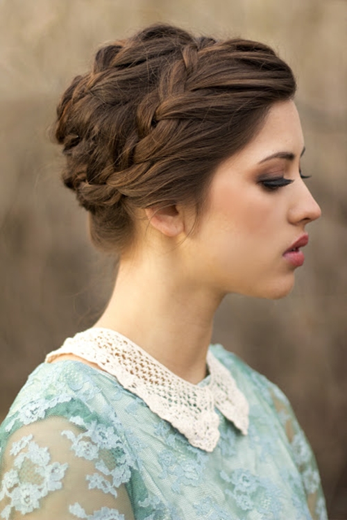 Hướng dẫn 3 kiểu tóc mùa hè tuyệt đẹp cho cô dâu 17