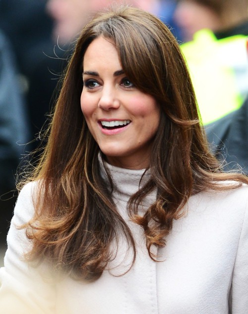 Những món đồ/xu hướng thành "cơn sốt" nhờ Kate Middleton 21