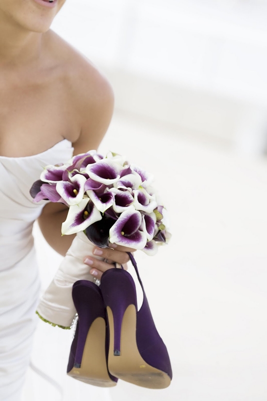 Chọn hoa cưới giúp cô dâu rạng rỡ hơn những ngày mưa 13