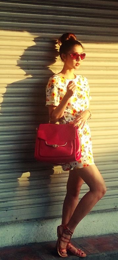 Thanh Hằng, Ngọc Trinh vẫn phong cách với street style đen-trắng 16 Thanh Hằng, Ngọc Trinh vẫn phong cách với street style đen-trắng 16