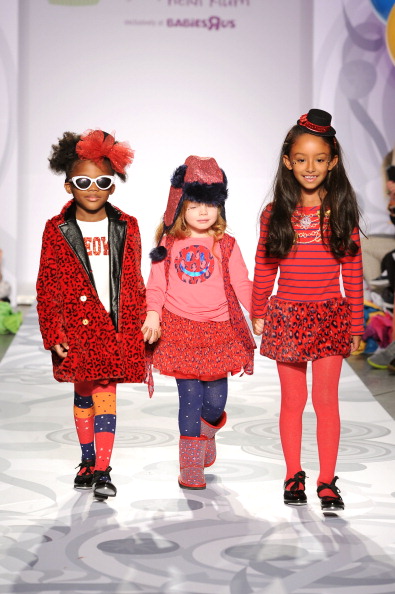 Những thiết kế cực đáng yêu tại Tuần lễ thời trang trẻ em New York 27