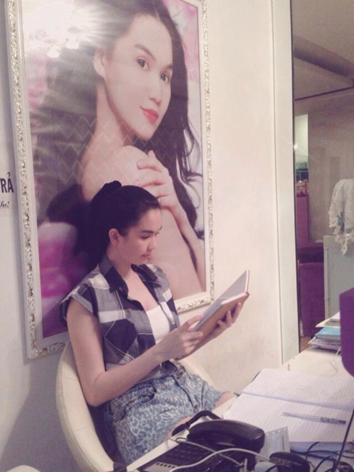 Ngọc Trinh bỗng dưng cá tính khi Ngọc Trinh bỗng dưng cá tính khi