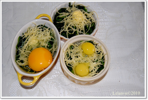 Ngon bổ với rau chân vịt chần trứng 5