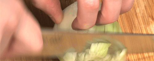 Mẹo cắt thực phẩm nhanh nhất bạn không thể bỏ qua 8