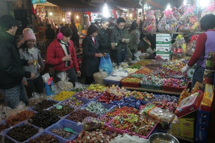Thị trường tết: Hàng Việt chiếm lĩnh thị trường 1