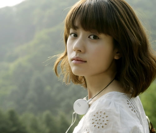 Han Hyo Joo