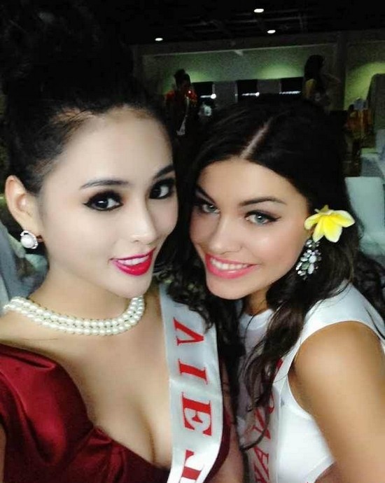 Lại Hương Thảo nhí nhảnh trước lễ khai mạc Miss World 2013 4