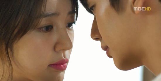 Yoon Eun Hye từ chối nụ hôn của Yoo Seung Ho 2