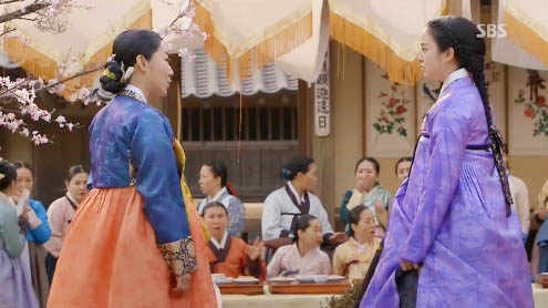 Kim Tae Hee và cuộc gặp gỡ lịch sử với Yoo Ah In 8 Kim Tae Hee và cuộc gặp gỡ lịch sử với Yoo Ah In 8