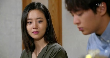 Moon Chae Won vội vàng... che ngực trước Joo Won 8