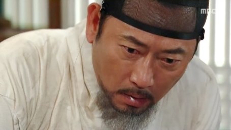 Moon Geun Young sụp đổ khi biết kẻ th&ugrave; l&agrave; cha ruột 4