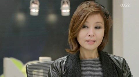 Yoon Eun Hye phát hiện Jung Yong Hwa kết hôn với cô gái khác 6