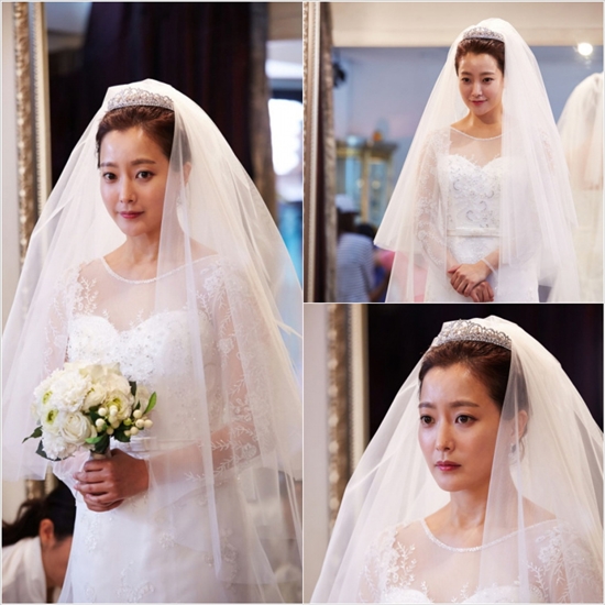 Kim Hee Sun mặc váy cưới 600 triệu đẹp tinh khôi 1 Kim Hee Sun mặc váy cưới 600 triệu đẹp tinh khôi 1