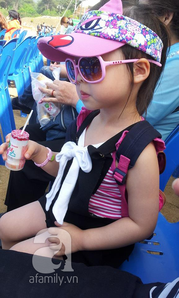 Gặp gỡ “nữ phiên dịch” 4 tuổi lai Hàn – Việt siêu đáng yêu khiến cộng đồng mạng chao đảo 9