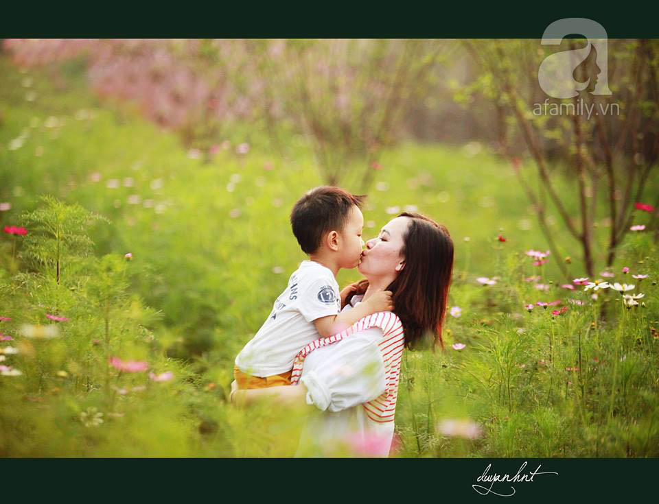 mẹ việt nghiện chụp ảnh cho con mẹ việt nghiện chụp ảnh cho con