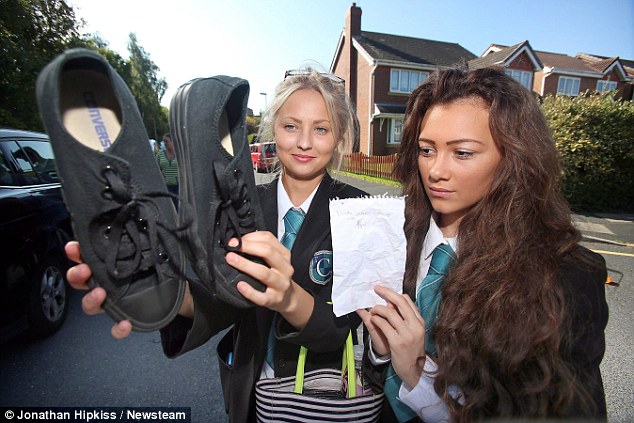 100 trẻ bị cấm đến trường trong ngày đầu tiên của năm học vì … đi nhầm giày 1