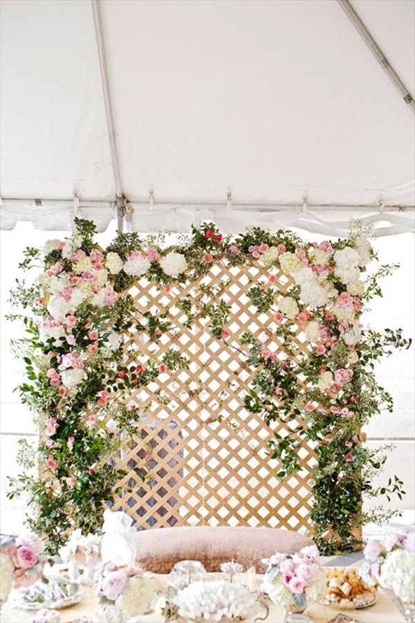 Trang trí đám cưới tuyệt đẹp bằng hoa giấy