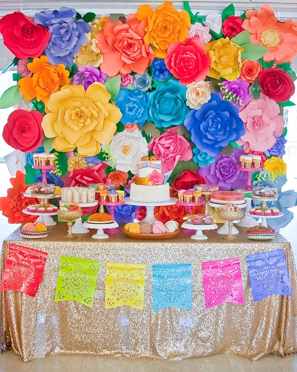 Trang trí đám cưới tuyệt đẹp bằng hoa giấy 6