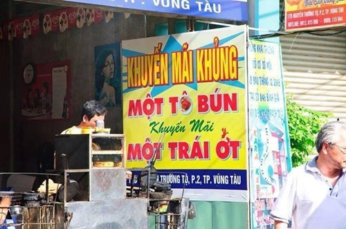 Bật cười với những độc chiêu quảng cáo của các tiểu thương Việt 3