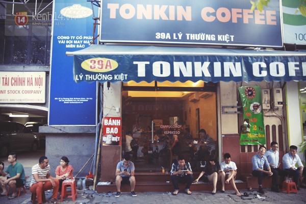 5 con phố cafe nổi tiếng của người Hà Nội 11