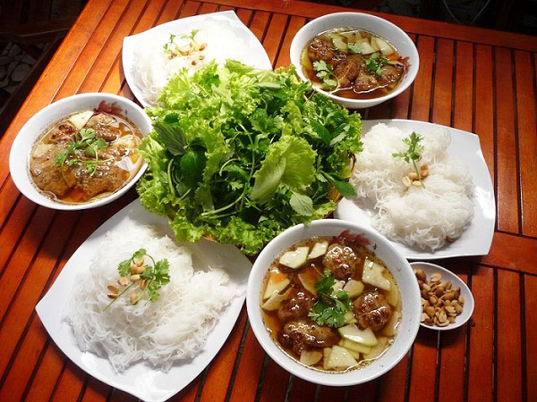 Những món ăn không thể bỏ qua khi du lịch Việt Nam năm 2015 1