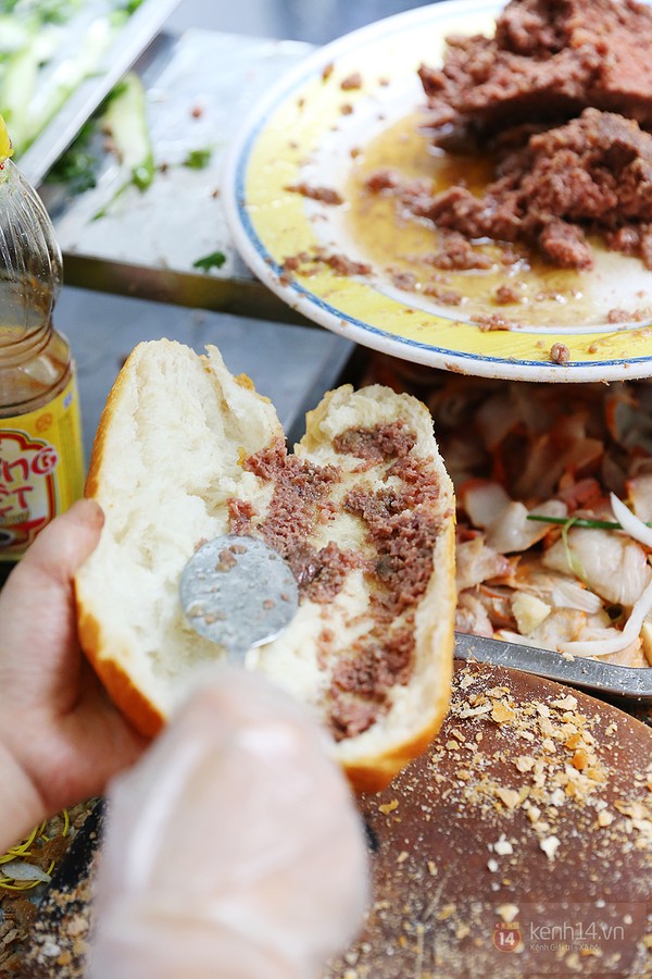 bánh mì bảy hồ afamily