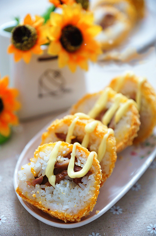 Cơm vi&ecirc;n chi&ecirc;n gi&ograve;n cho cả nh&agrave; khen ngon! 1