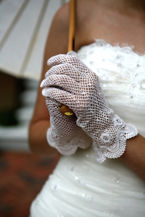 Găng tay quý phái cho cô dâu mùa đông 28