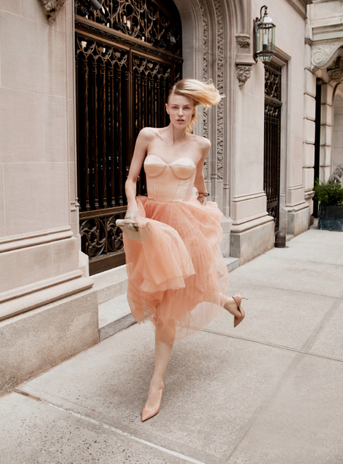 10 b&iacute; quyết đơn giản kh&ocirc;ng ngờ để c&oacute; vẻ ngo&agrave;i nữ t&iacute;nh 7