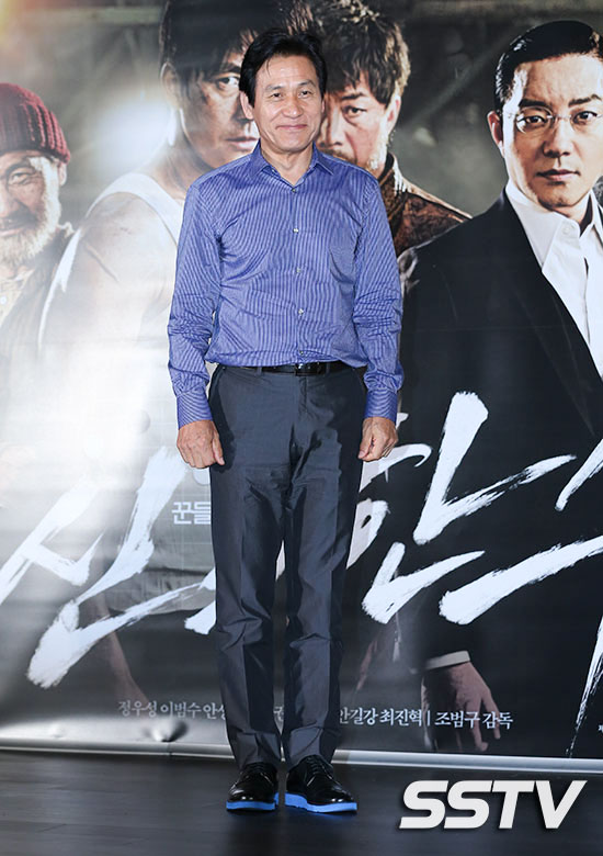 Jung Woo Sung vẫn lãng tử ngời ngời dù lộ nếp nhăn tuổi tác 10