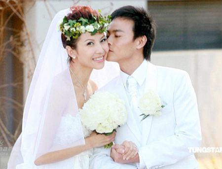 Vợ chồng Thái Thiếu Phân kỷ niệm ngày cưới trong xa cách 1