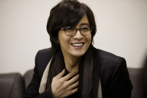 Bae Yong Joon bị tố dụ dỗ nữ diễn viên đi khách 2