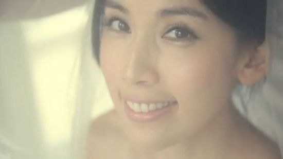 Video đám cưới của Lâm Chí Dĩnh gây sốt trên mạng  2