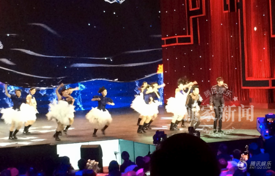 Lee Min Ho bảnh bao trong buổi diễn tập cho Gala chào xuân  1