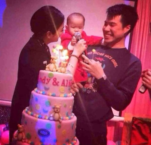 Huỳnh Dịch và chồng làm đại tiệc mừng sinh nhật con gái  3