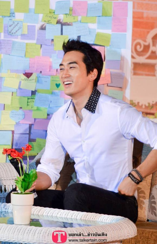 Song Seung Hun được săn đón và gây "sốt"  tại Thái Lan 4