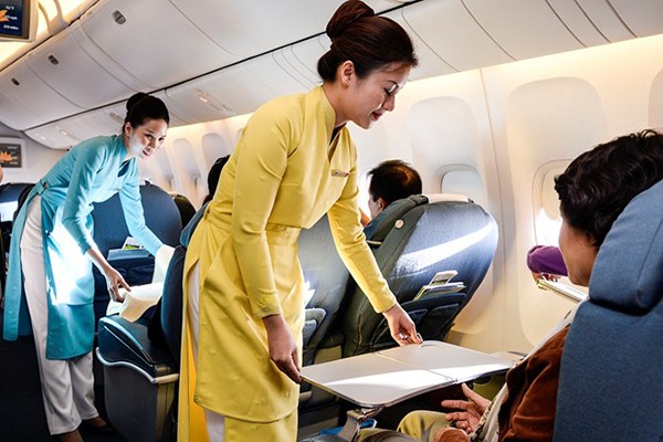 Cận cảnh đồng phục mới của tiếp viên Vietnam Airlines trên các chuyến bay thử nghiệm 1