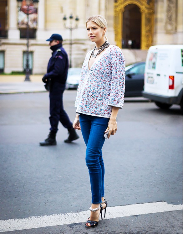 Mẹo thử đồ giúp bạn lựa được dáng quần jeans chuẩn với thân hình 2 Mẹo thử đồ giúp bạn lựa được dáng quần jeans chuẩn với thân hình 2