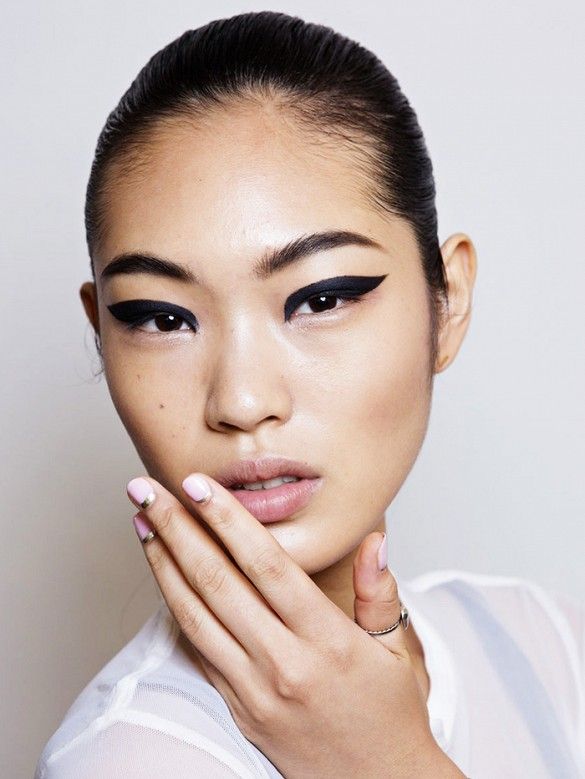 Chọn đầu bút kẻ eyeliner phù hợp nhất với khả năng của bạn 2