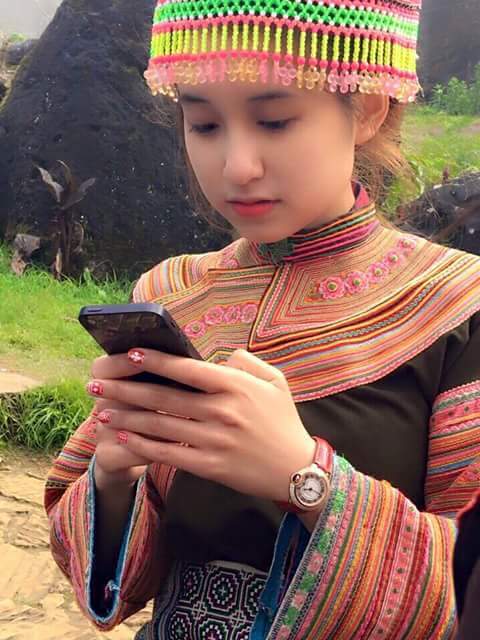 Sự thật bất ngờ về hot girl H'Mông làm chao đảo cộng đồng mạng