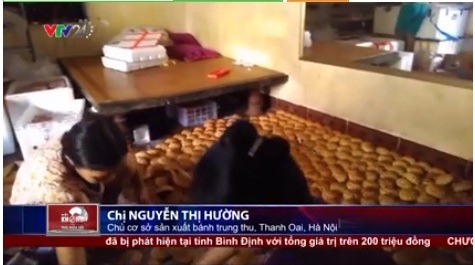 Bánh trung thu làm giả nhãn mác, vỏ hộp như hàng công ty lừa người tiêu dùng