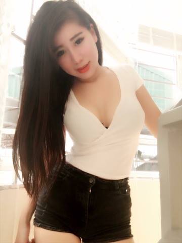 Bức ảnh truyền cảm hứng làm đẹp cho chị em: “Lột xác” xinh đẹp như hot girl sau khi sinh