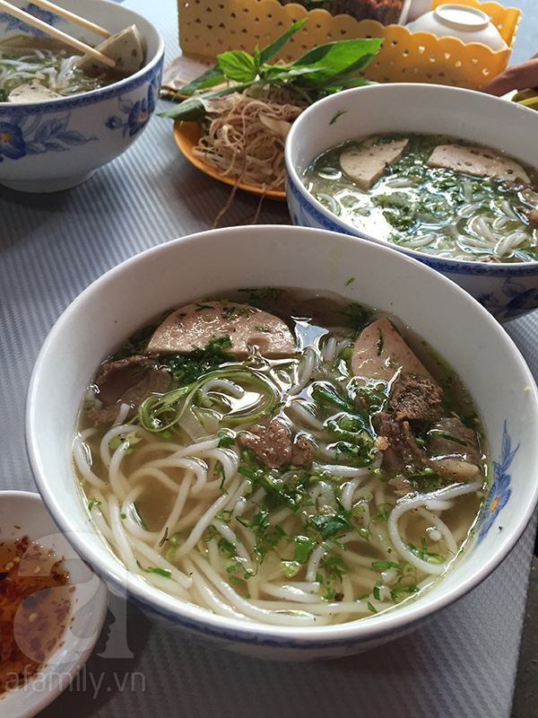 Bún gân bò Sài Gòn