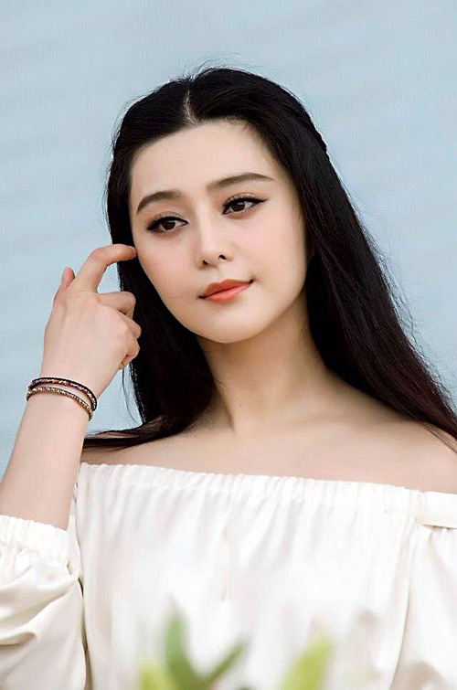 Kiều nữ sở hữu đôi mắt đẹp nhất Cbiz Kiều nữ sở hữu đôi mắt đẹp nhất Cbiz