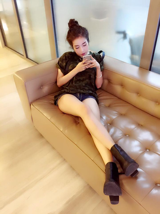 elly trần elly trần