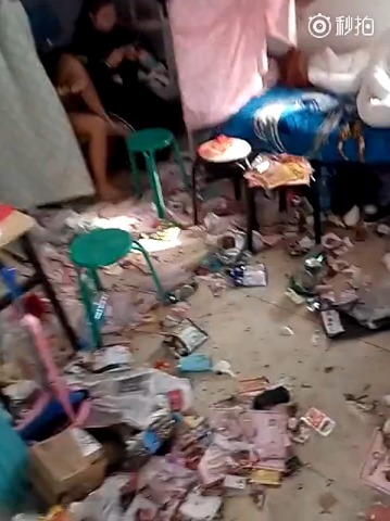 k&yacute; t&uacute;c x&aacute;