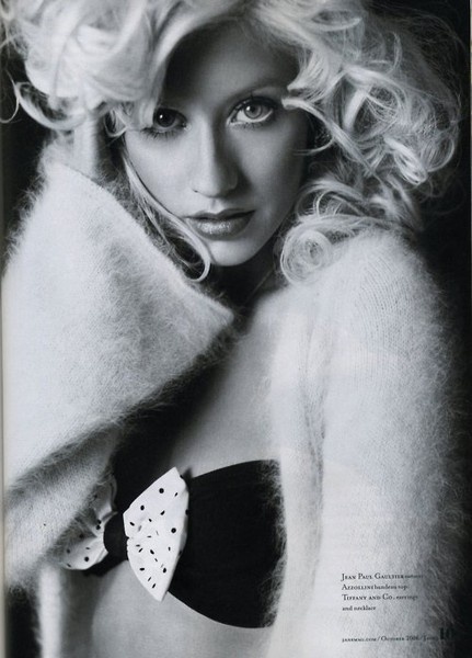 8 điều thú vị về ca sĩ ngổ ngáo Xtina 2 8 điều thú vị về ca sĩ ngổ ngáo Xtina 2